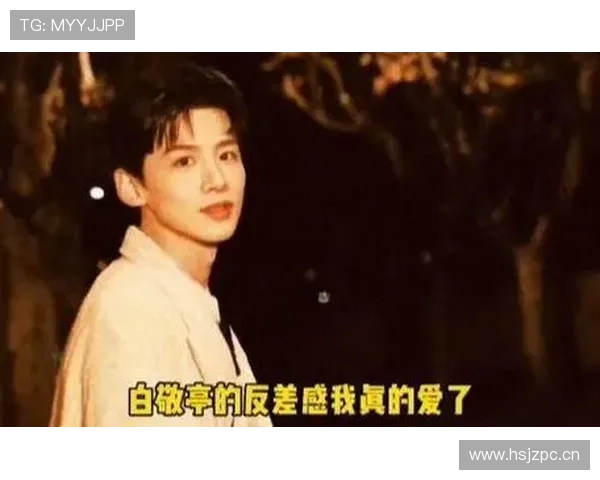 阿尔瓦雷斯训练间隙拿豪车开去买快餐，这反差感也太明星了吧？